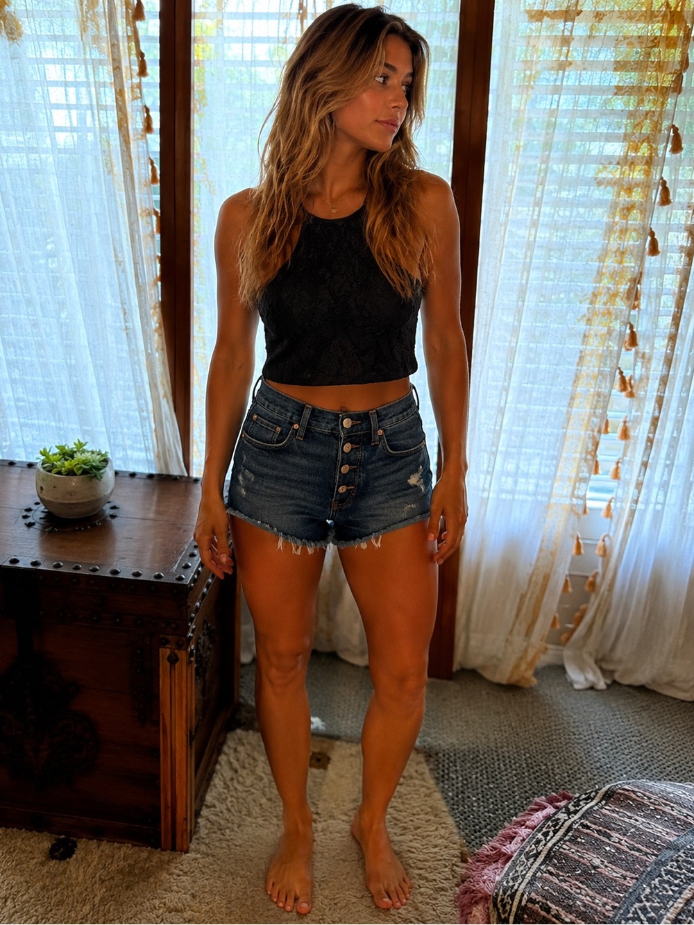 Black Lace crop Halter Camisole